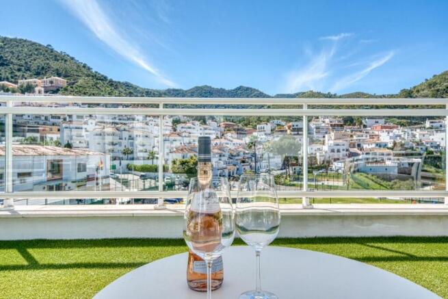 ROOF TERRACE