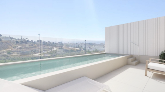 Roof top pool