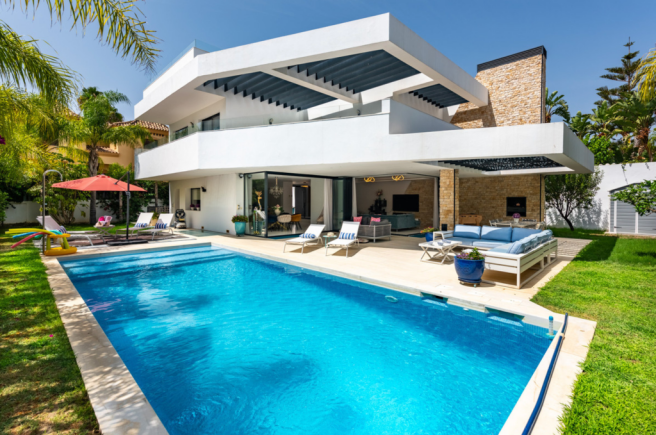 Pool and garden