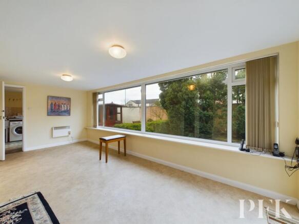 Large Garden Room