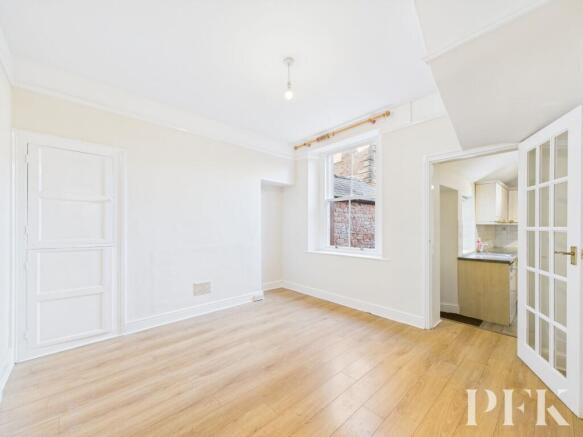 Sitting/Dining Room