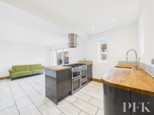 Open Plan Kitchen / Living / Dining