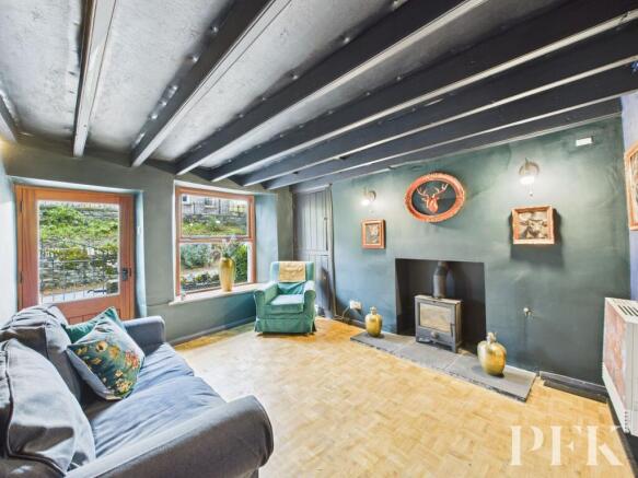 2 Midtown - Living Room