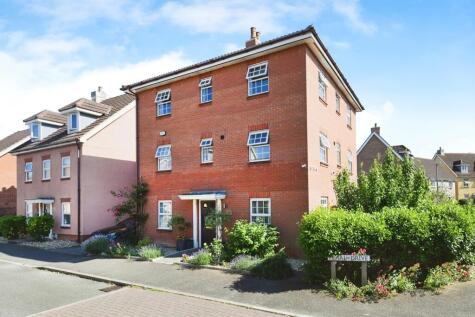 Pearl Drive, Braintree