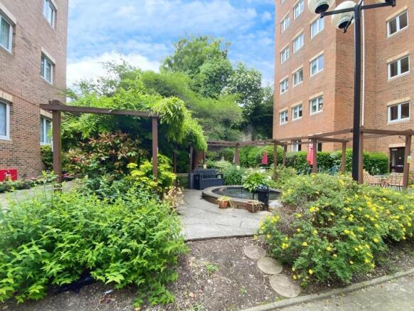 ee795917-Communal 20Garden.jpg