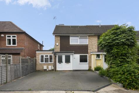 Burnham Way, Ealing, W13