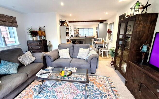 Sitting Room/Kitchen