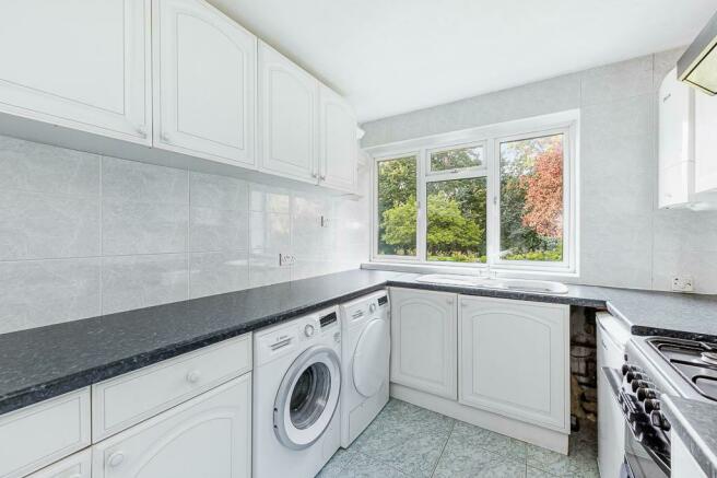 Modern Fitted Kitchen