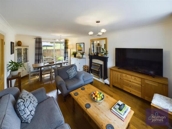 Living/Dining Room