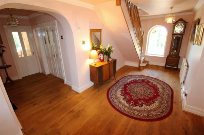 5 Bedroom Detached House For Sale In Laburnum Cottage Penycaemawr