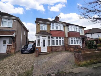 Hitherbroom Road, Hayes, Greater London, UB3