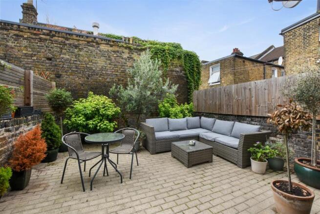 08-e783GCWT - 55 Pember Road - Garden -Original (6