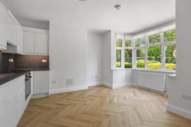 14-8ccbGCWT - 84 Longstone Ave - Reception -Origin