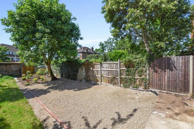 08-bdbbGCWT - 84 Longstone Ave - Garden 2 -Origina