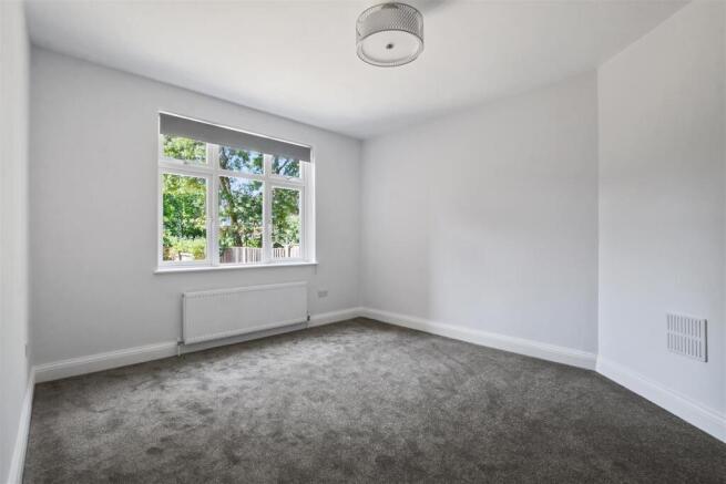 06-0c19GCWT - 84 Longstone Ave - Bedroom -Original