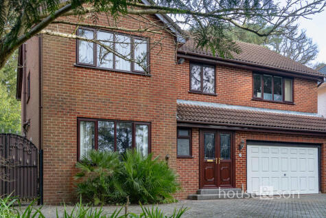 Queens Park Avenue, Bournemouth