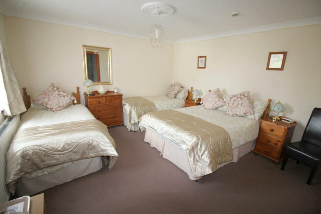 10 Bedroom Guest House For Sale In Malvern Guest House