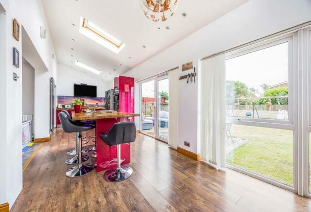 Kitchen/Dining Room