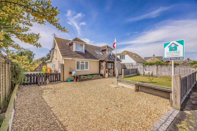 Chalet Bungalow