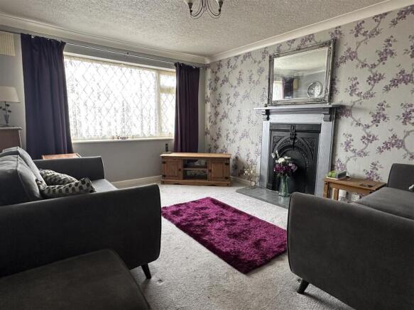 Lounge Dining Room