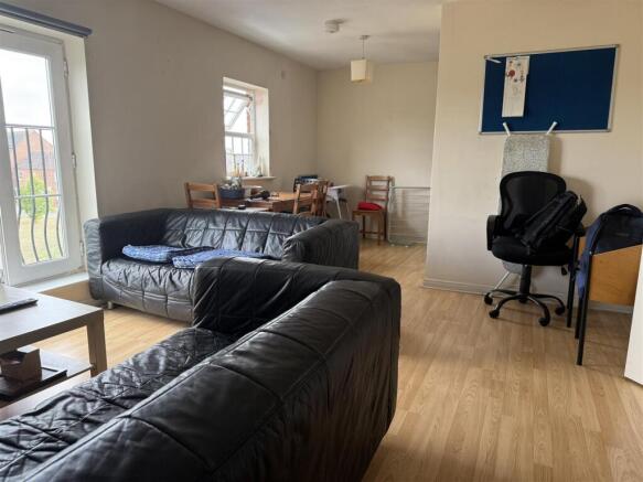 Lounge Dining Room