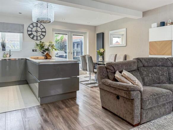 Open Plan Kitchen Dining Room