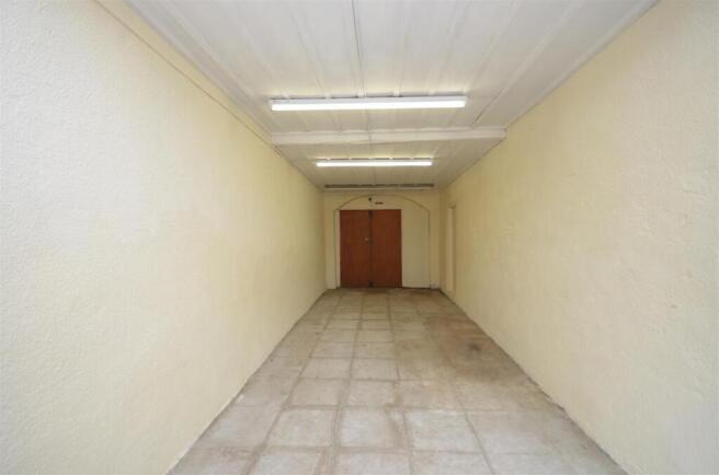 Retail/Storage Space