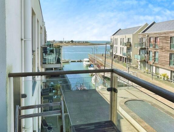 WATERSIDE MARINA