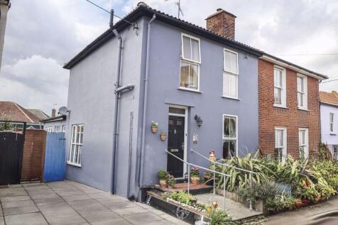 Chapel Road, Brightlingsea, CO7