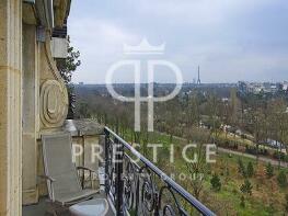 Photo of Paris-Isle of France, Hauts-de-Seine, Neuilly-sur-Seine