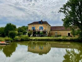 Photo of Aquitaine, Dordogne, Lanquais