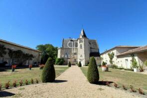 Photo of Poitou-Charentes, Charente-Maritime, Jonzac