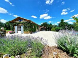 Photo of Aquitaine, Dordogne, Lamonzie-Montastruc