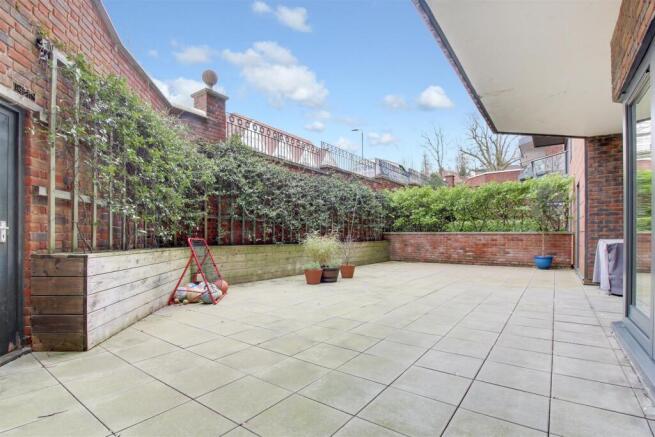 PATIO V2.jpg