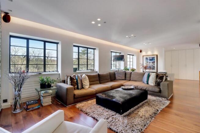 LOUNGE WIDE 2.jpg