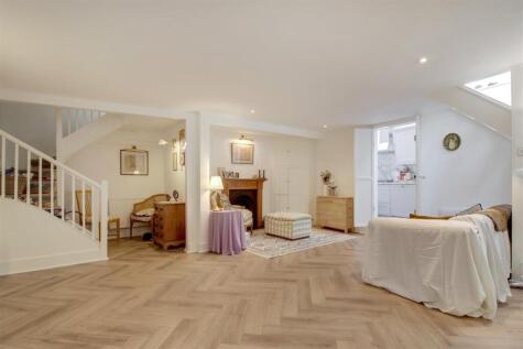 Haverstock Hill, Belsize Park, London NW3