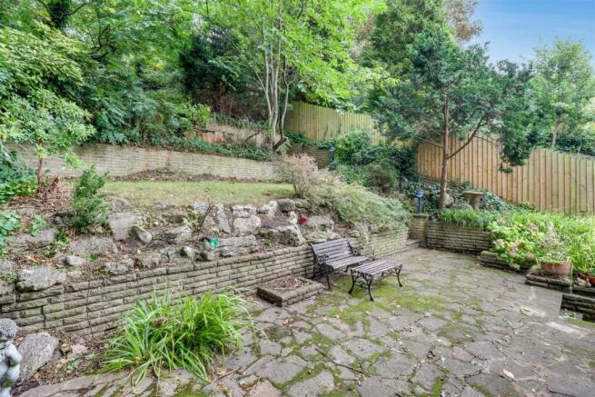 PATIO 2.jpg