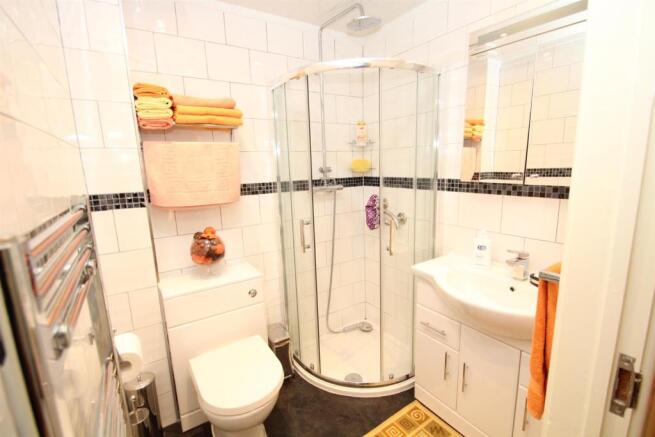 2 Bedroom Retirement Property For Sale In Peter Wood Gardens