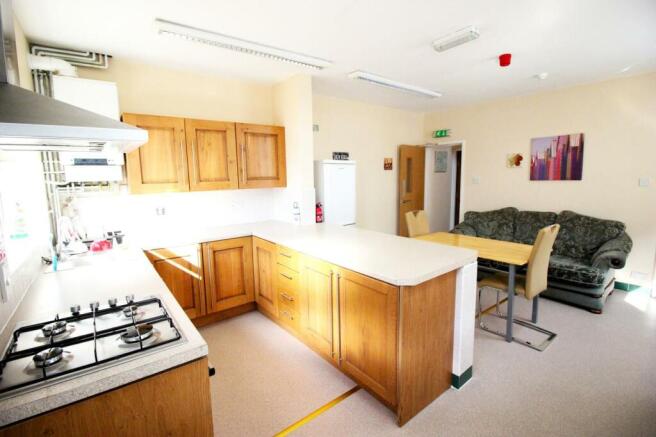 Communal Kitchen Diner