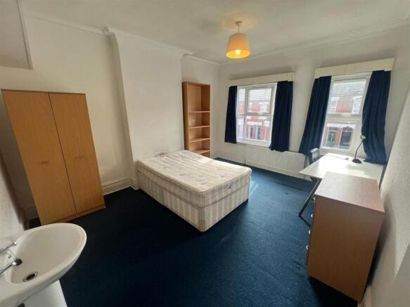 Room 4