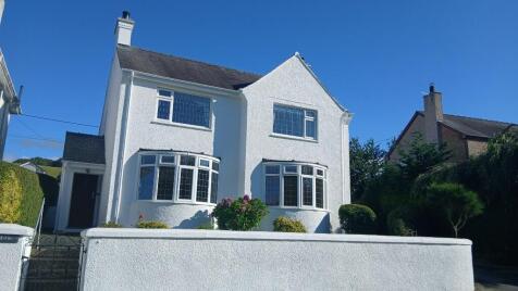 Y Felinheli, Caernarfonshire, LL56