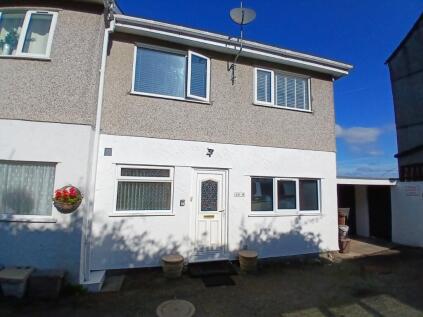 Y Felinheli, Caernarfonshire, LL56