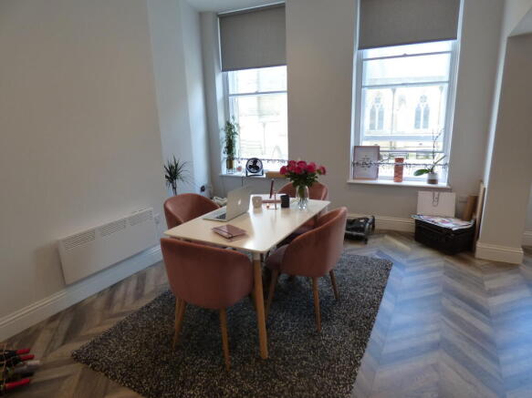 Dining Area / Lounge