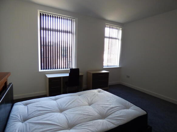 Furnished room