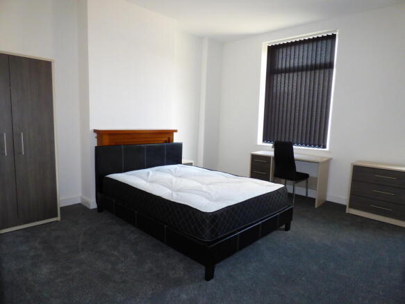 Furnished room2
