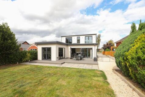 Station Road, Brimington, S43