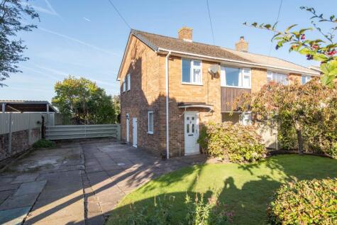 Manor Road, Brimington, S43