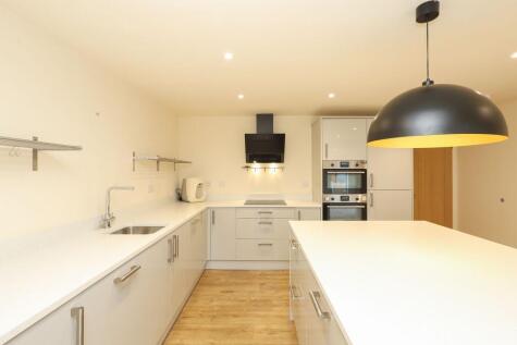 Heathfield Gardens, Tibshelf, DE55