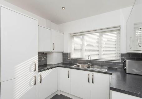 Hazel Drive, Chesterfield, S40