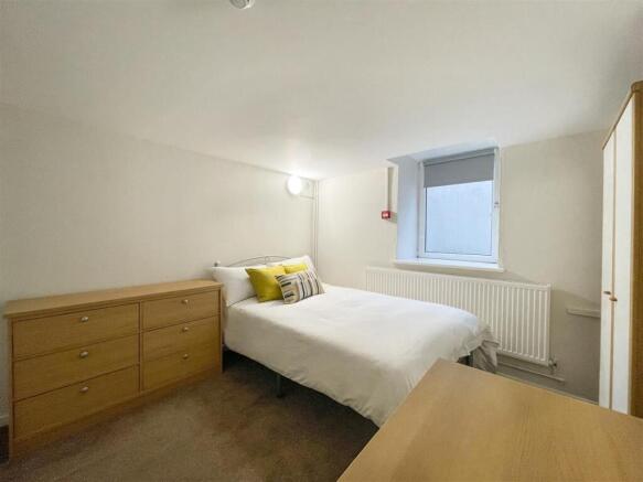 Flat 1_-7.jpg